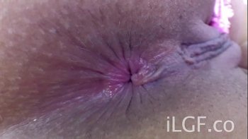 Анусы крупным планом