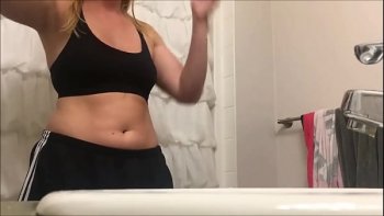 Ютуб видео порно подсмотренное за спящими бабками