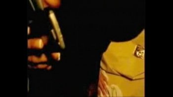 Девушка переспала с негром в хостеле пока ее парень спал на верхней полке смотреть порно видео