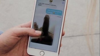 В итоге сама залезла на его член