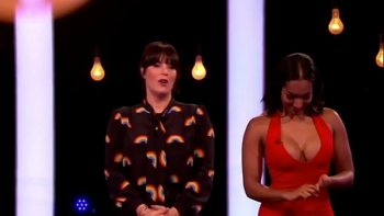 Привлекательная бабища радикально заборзелась