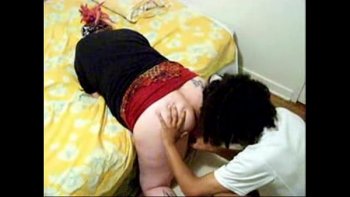 Молодые сучки привели домой своих друзей